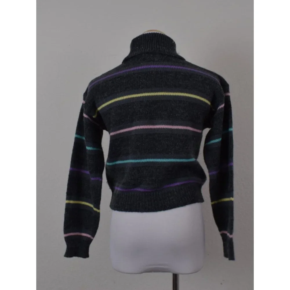 Vintage 90s Gray Striped Acrylic/Nylon Turtleneck Sweater size‎ S